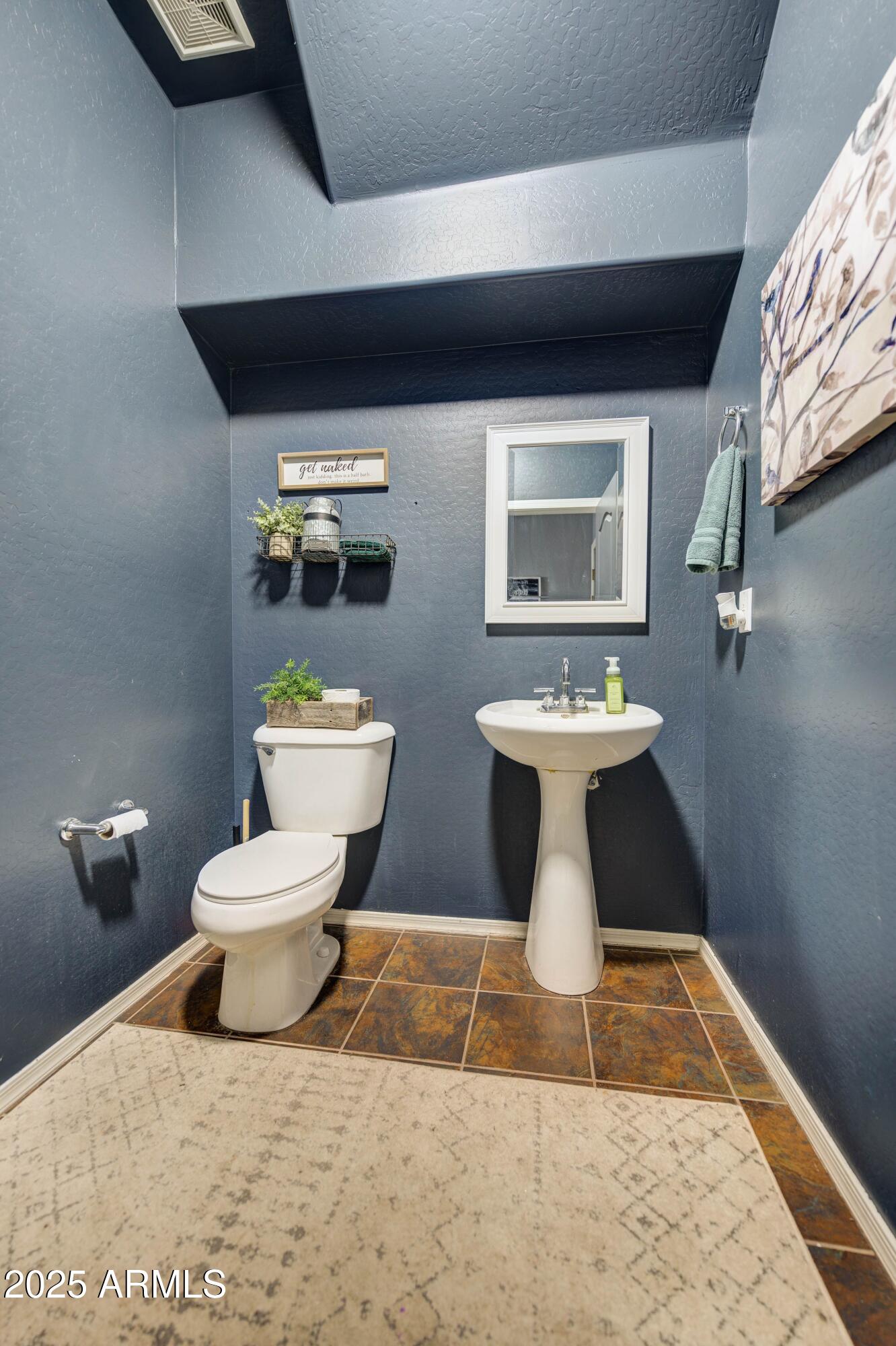 9778 Barley Road Florence, AZ 85132 - Photo 14 of 58 Half Bath