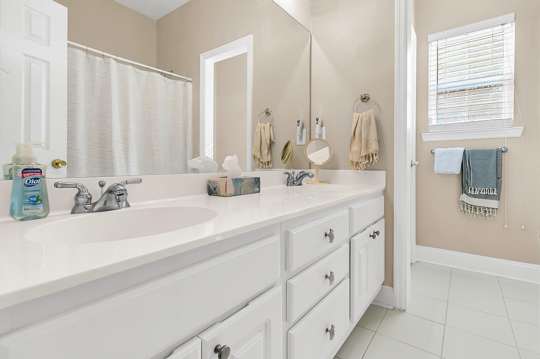 115 Conquerors Lane Moncks Corner, SC 29461 - Photo 41 of 62 2nd full bath