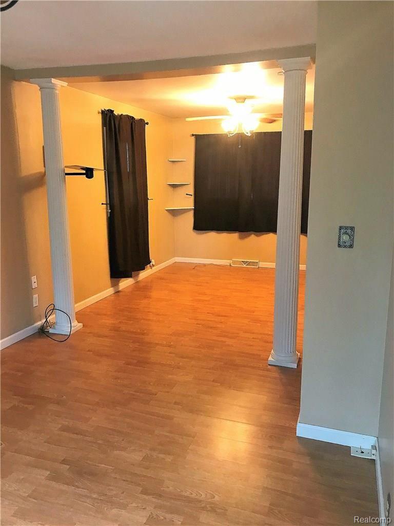 8890 Rickett Road Brighton, MI 48116 - Photo 15 of 26 Master Bedroom.JPG