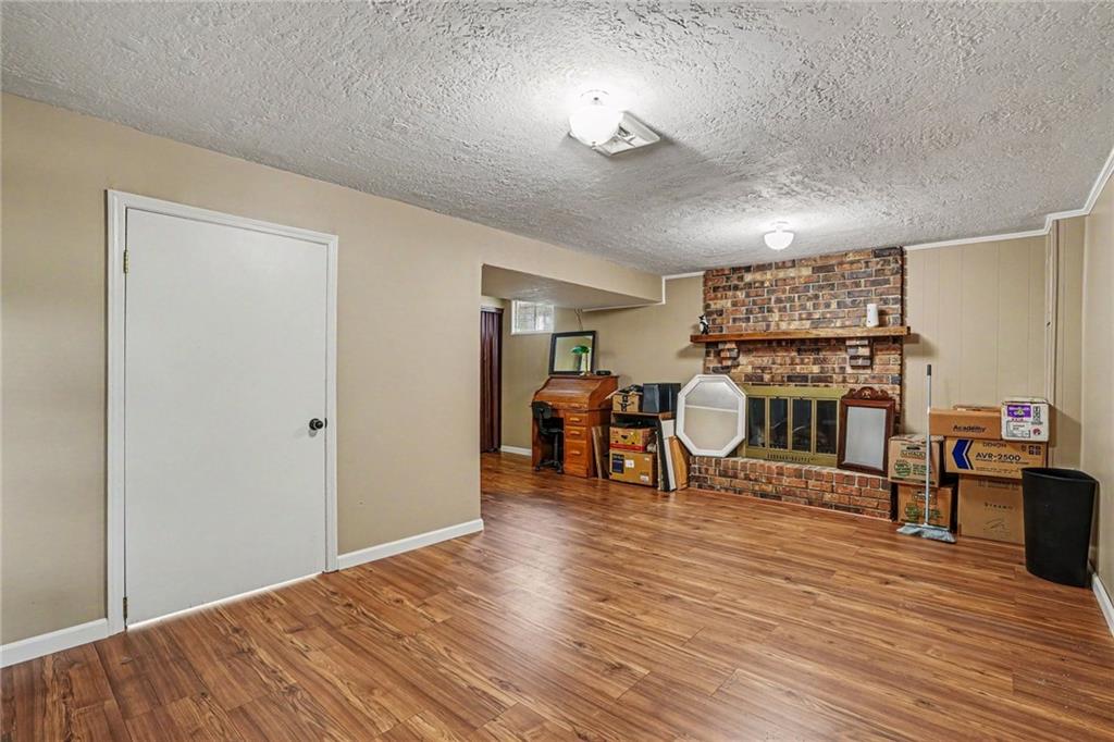 204 North Holder Road Independence, MO 64050 - Photo 15 of 28
