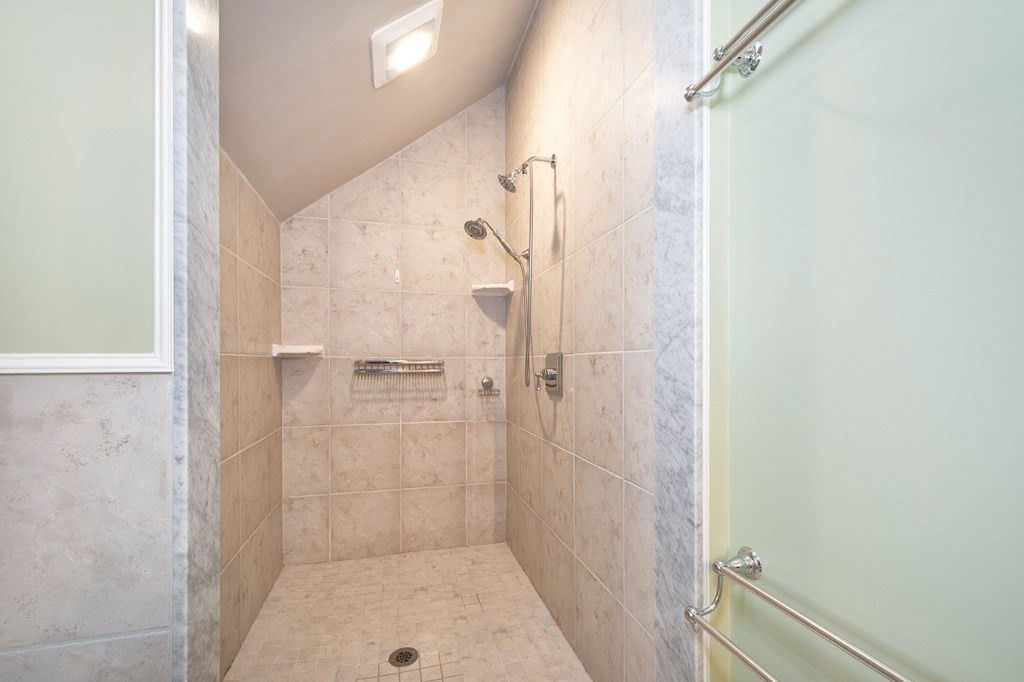 124 Hillcrest Road Marshfield, MA 02050 - Photo 20 of 41 a bathroom with a shower
