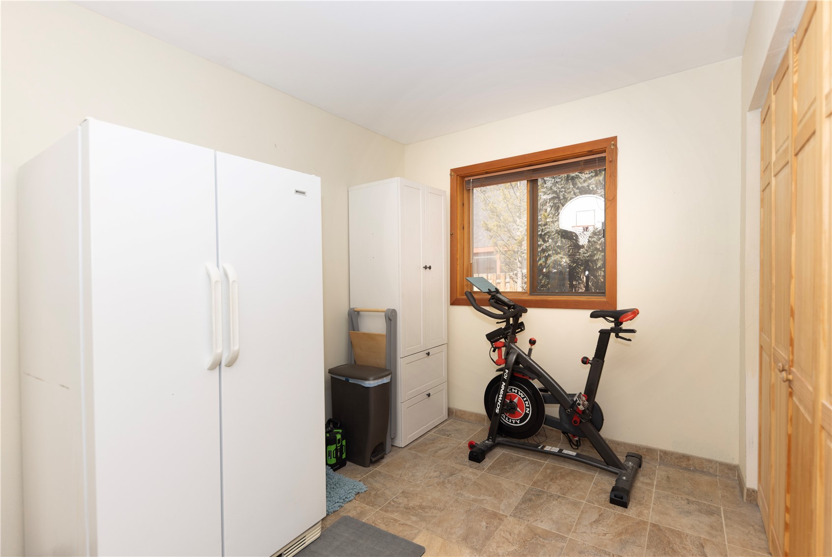 357 Vail Circle Dillon, CO 80435 - Photo 22 of 30 a view of a room with gym equipment