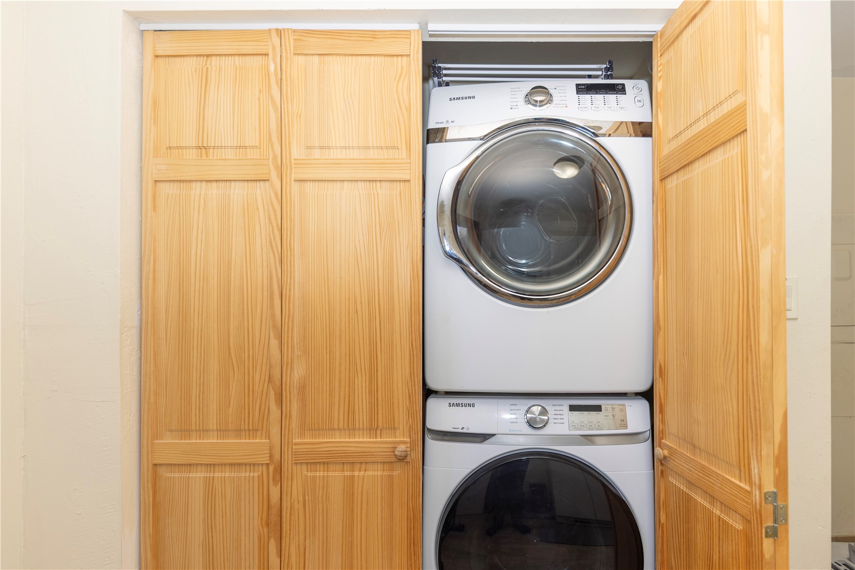 357 Vail Circle Dillon, CO 80435 - Photo 23 of 30 a utility room with dryer and washer