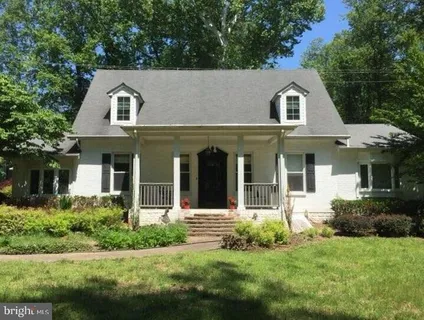 $595,000 | 19266 Mockingbird Heights Road, Triangle, VA 22172