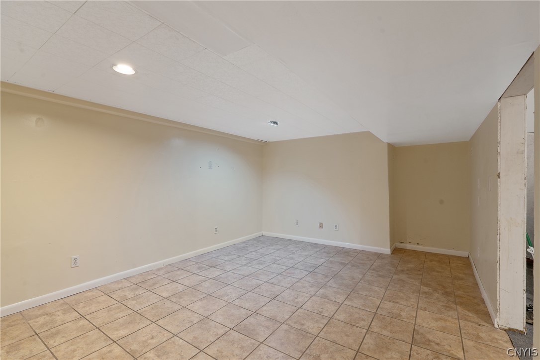 4662 Cleveland Road Onondaga, NY 13215 - Photo 22 of 33