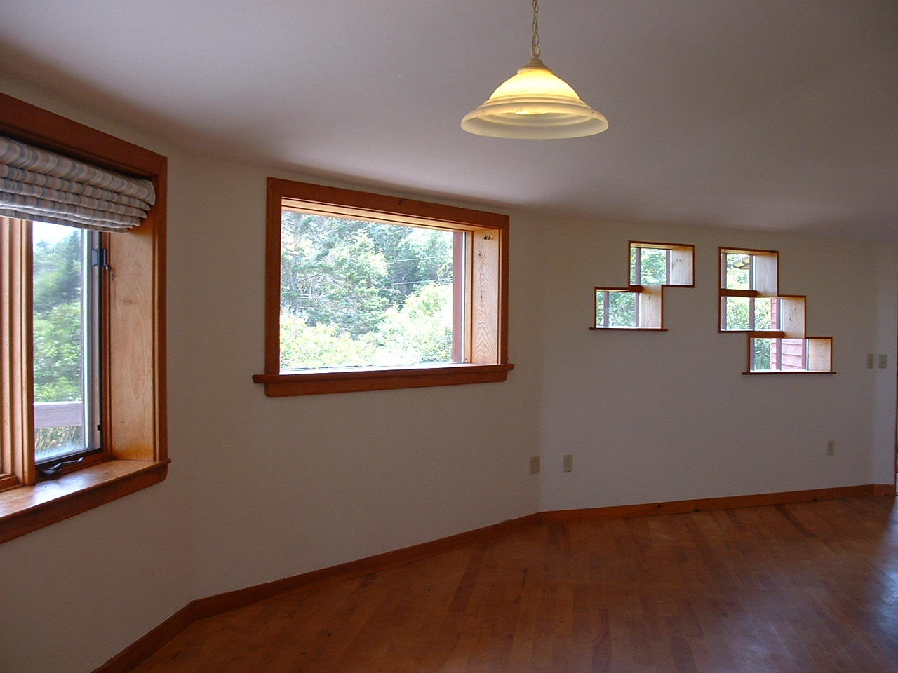 1755 Port Road Machiasport, ME 04655 - Photo 24 of 35 Guest Cottage-Living Room