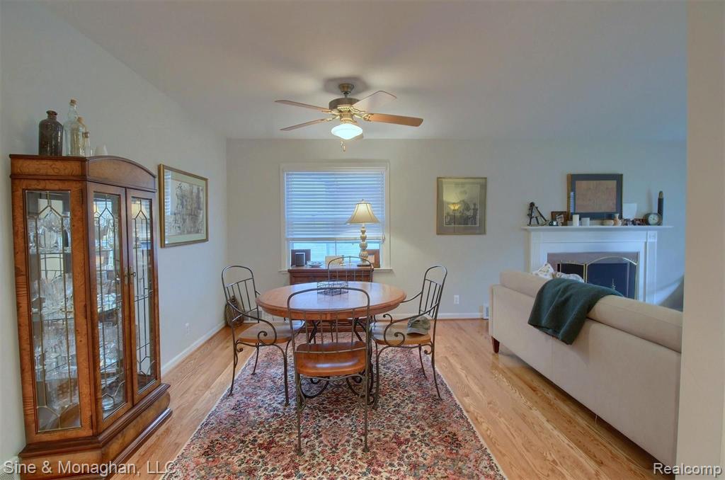 950 Harcourt Road Grosse Pointe Park, MI 48230 - Photo 7 of 30