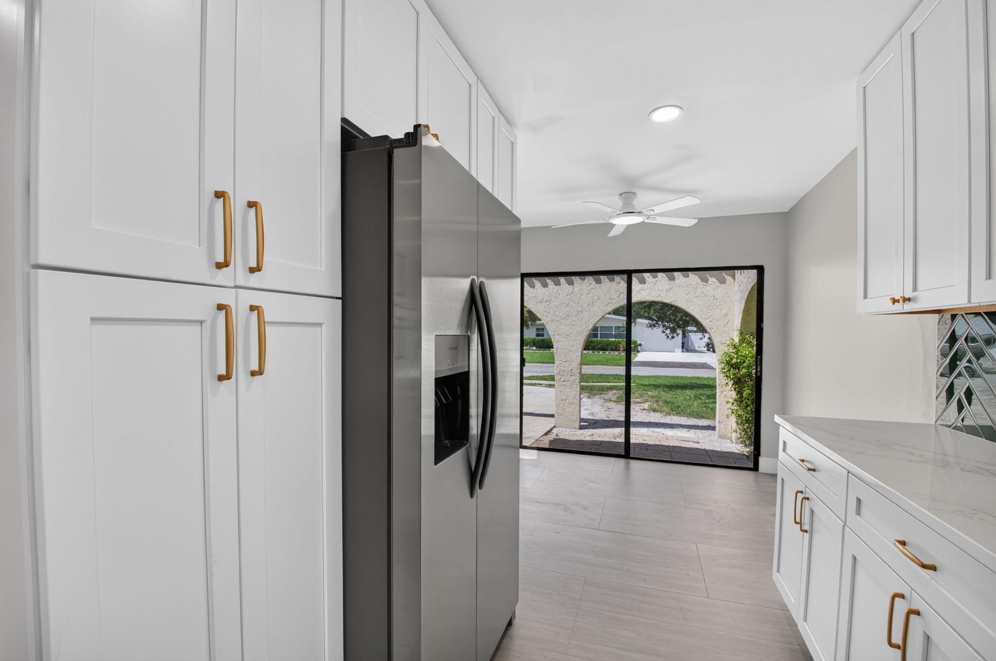 4398 Northeast 5th Avenue Boca Raton, FL 33431 - Photo 21 of 39 21-web-or-mls-DSC_3188