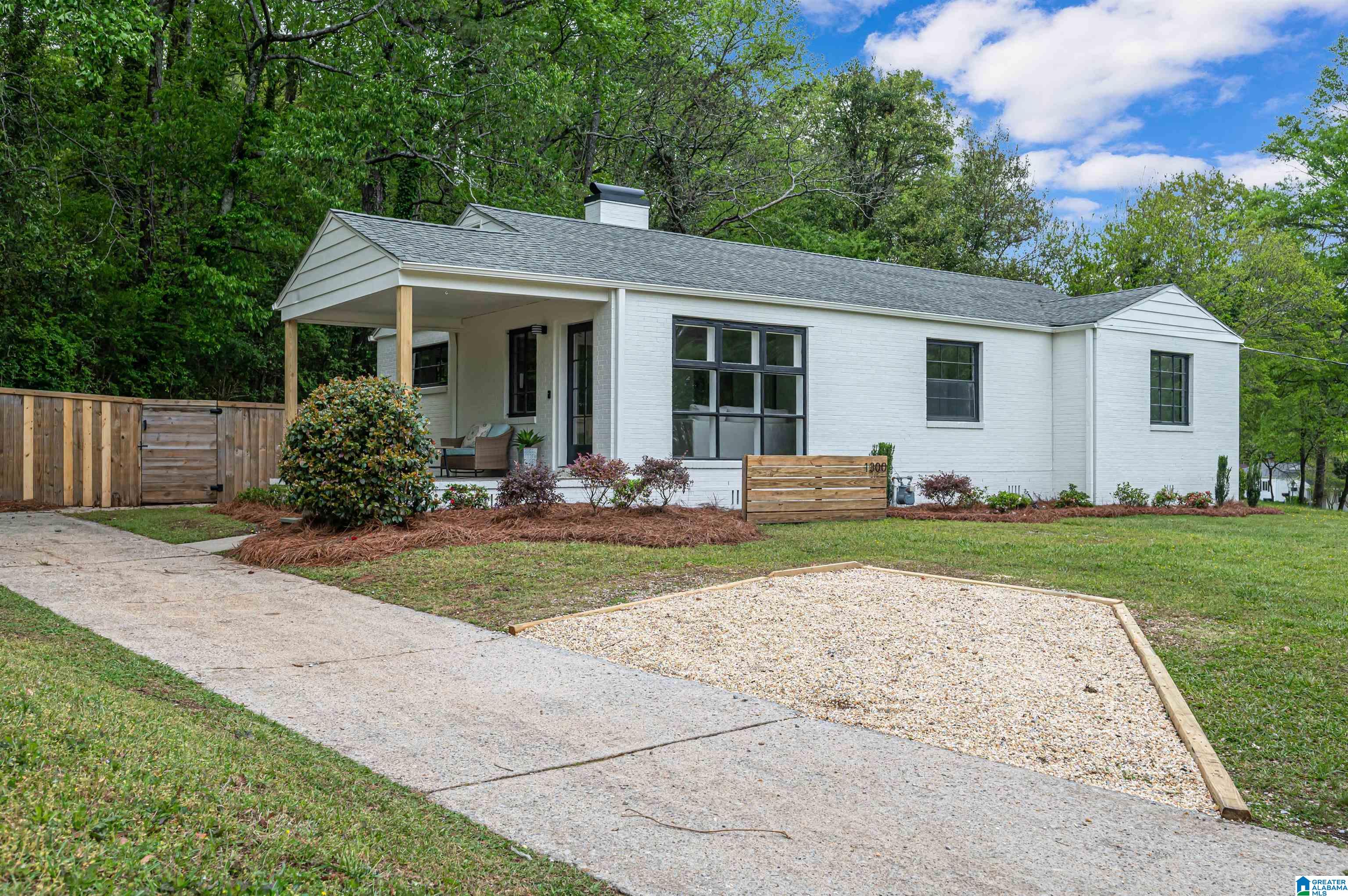 1300 Cresthill Road Birmingham, AL 35213 - Photo 1 of 35
