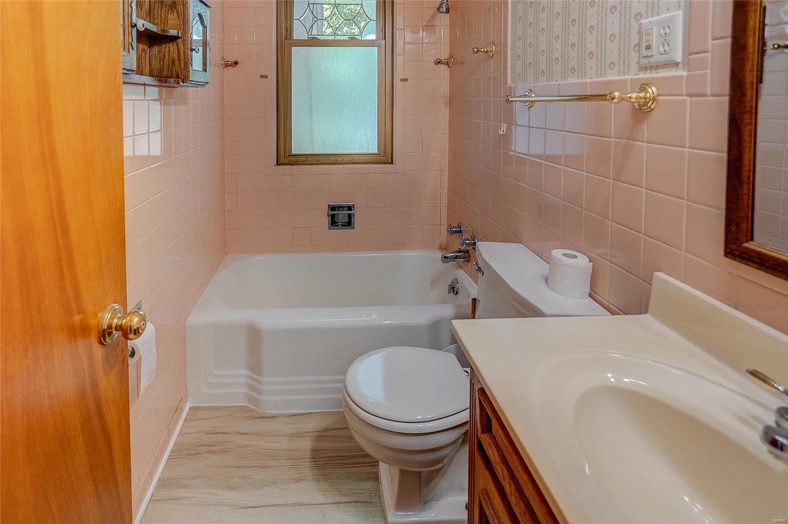 104 Hickory Street Wood River, IL 62095 - Photo 20 of 47