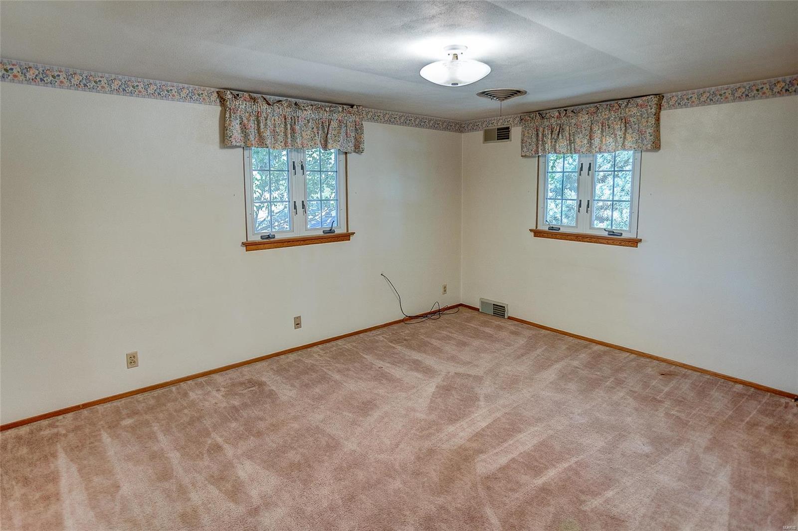 104 Hickory Street Wood River, IL 62095 - Photo 26 of 47
