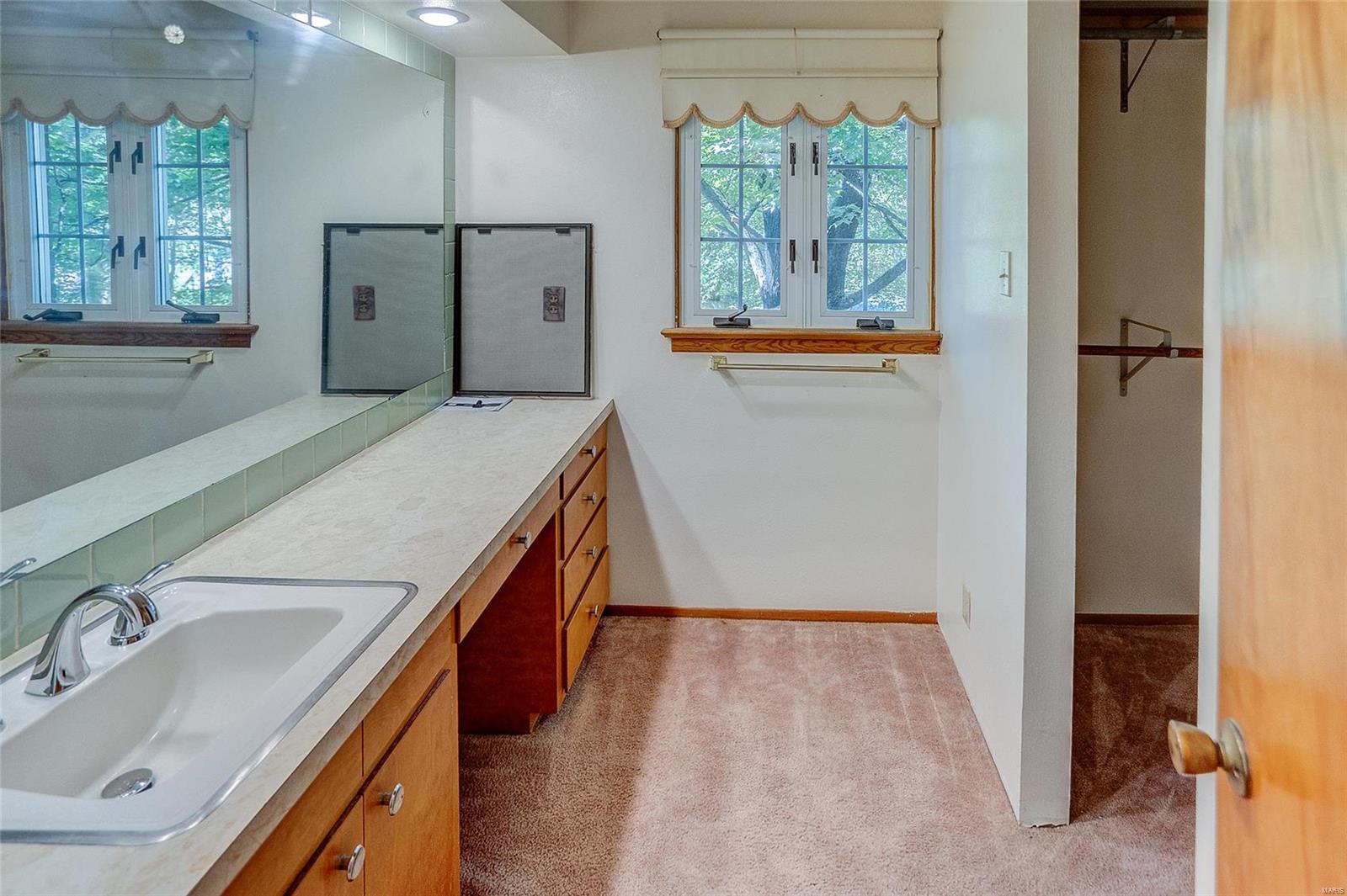 104 Hickory Street Wood River, IL 62095 - Photo 29 of 47