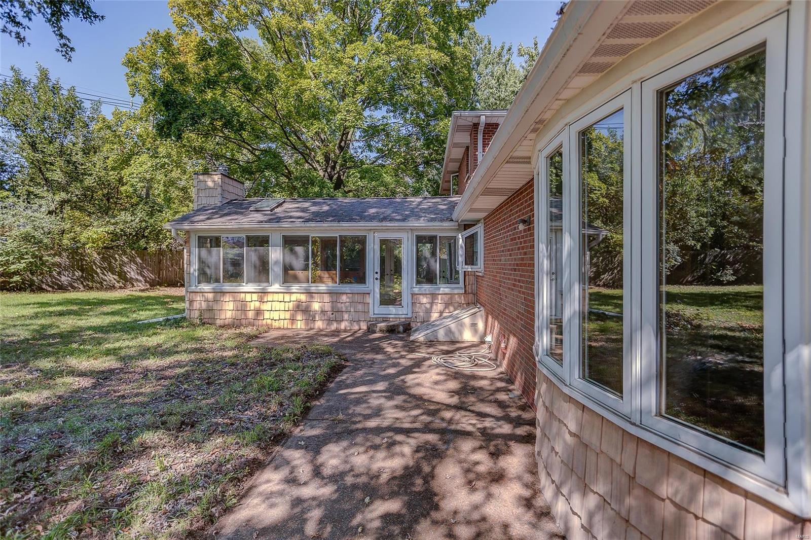 104 Hickory Street Wood River, IL 62095 - Photo 42 of 47