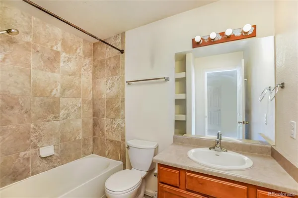 $2,595 | 9753 East Carolina Place, Aurora, CO 80247