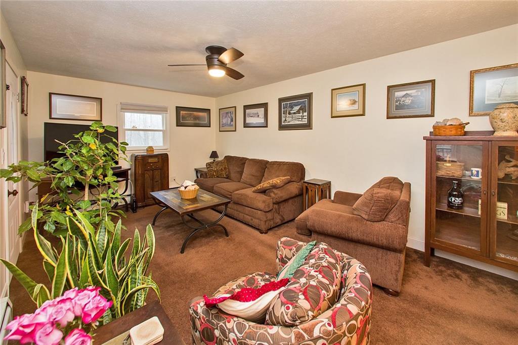 584 Elliotsville Road Farmington, PA 15437 - Photo 3 of 25 Gallery Image 3