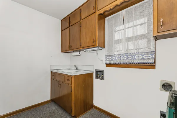 $195,000 | 624 North Farmington Drive, Derby, KS 67037