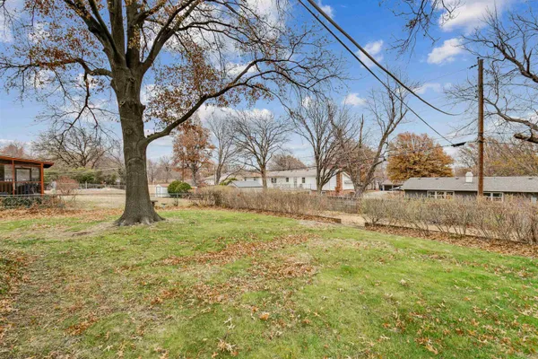 $195,000 | 624 North Farmington Drive, Derby, KS 67037