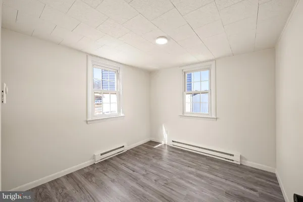 $1,400 | 75 South Washington Drive, Pennsville, NJ 08070