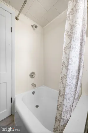 $1,400 | 75 South Washington Drive, Pennsville, NJ 08070