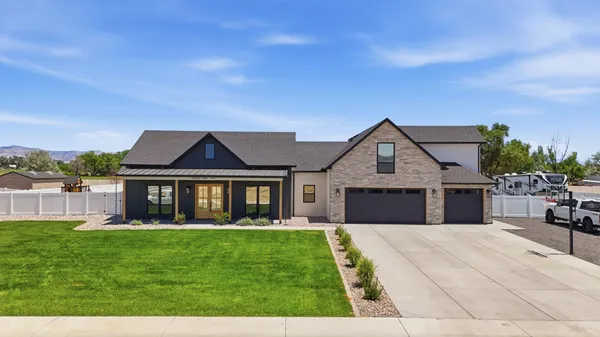 $1,350,000 | 1932 Sean Court, Fruita, CO 81521