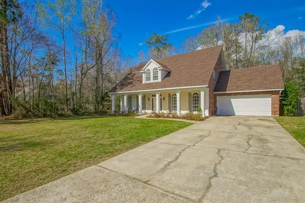 $575,000 | 59 Piper Lane, Mandeville, LA 70448