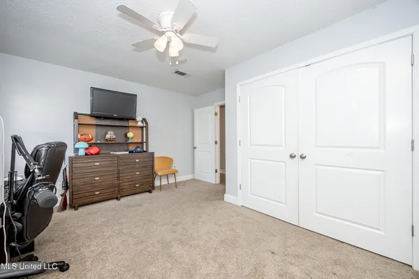 $384,999 | 10415 Pin Oak Drive, Biloxi, MS 39532
