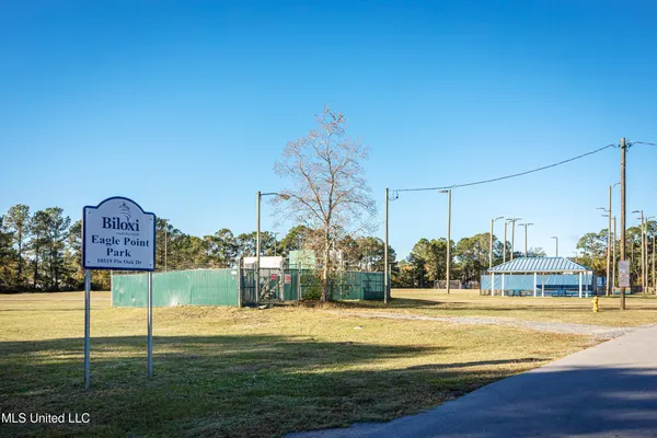 $384,999 | 10415 Pin Oak Drive, Biloxi, MS 39532