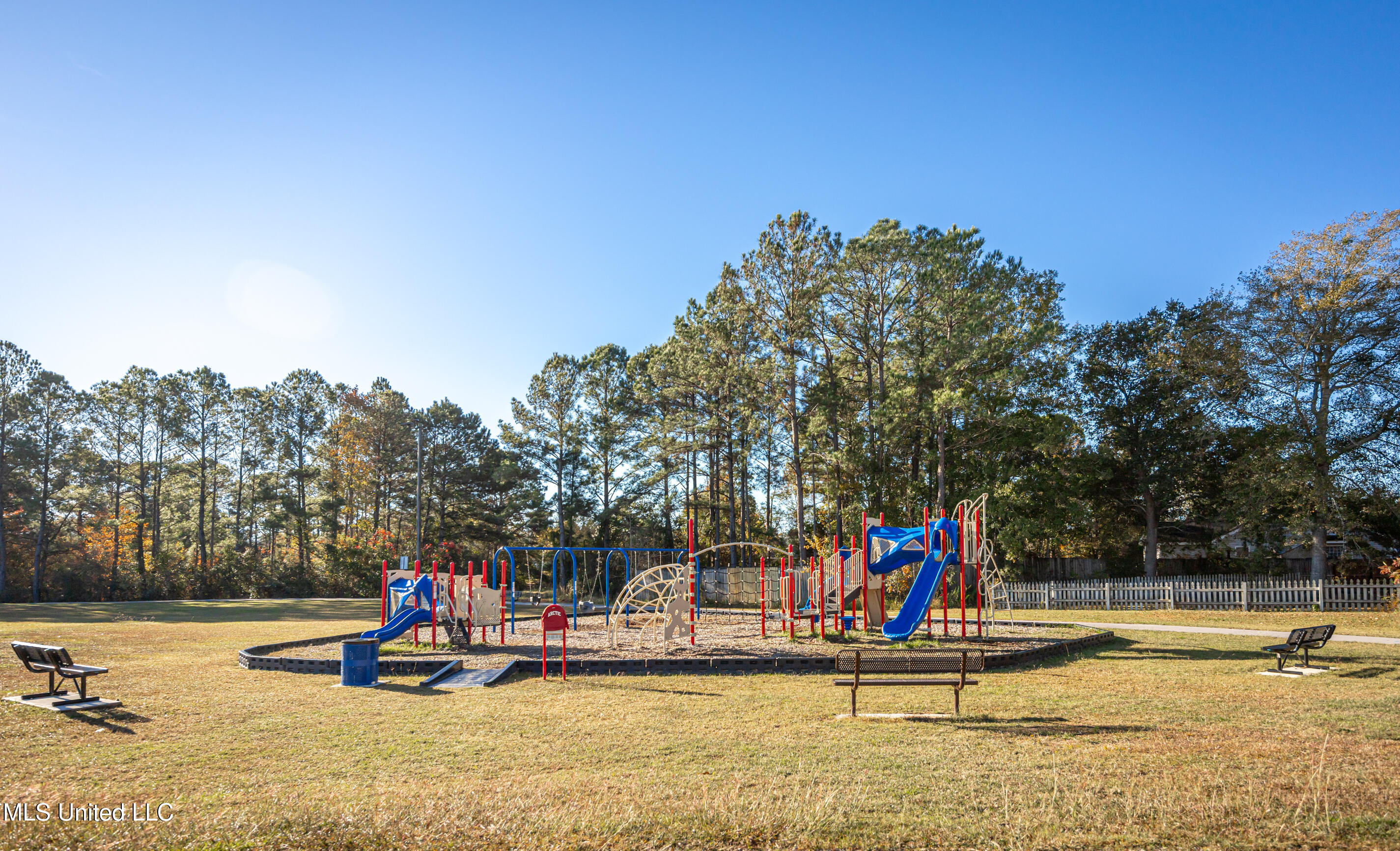 10415 Pin Oak Drive Biloxi, MS 39532 - Photo 72 of 73 IMG_8401