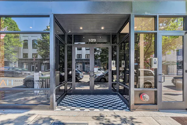 $2,100,000 | 109 Campbell Avenue Southwest, Roanoke, VA 24011