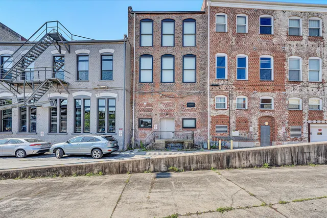 $2,100,000 | 109 Campbell Avenue Southwest, Roanoke, VA 24011