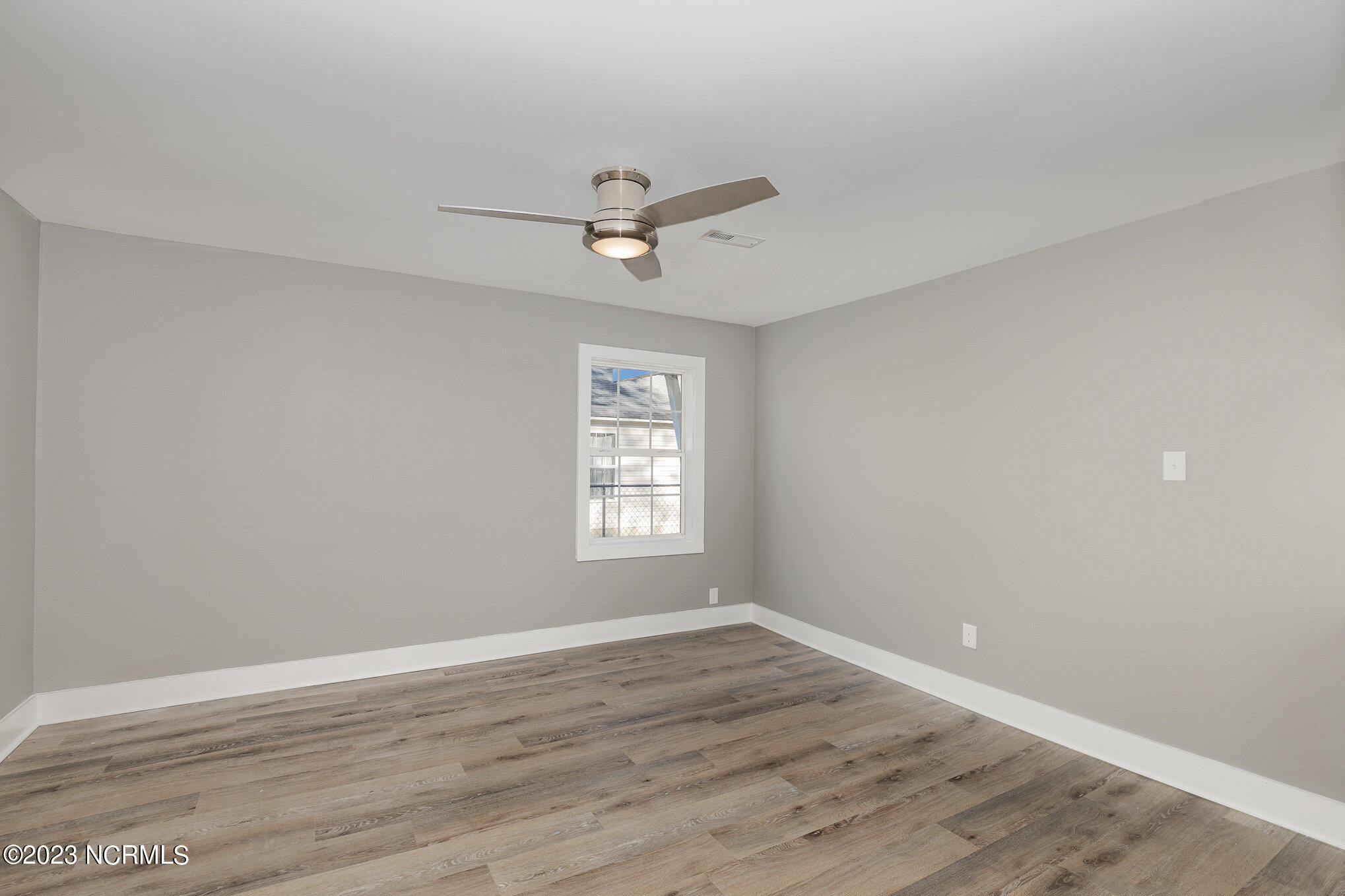 909 River Road Selma, NC 27576 - Photo 17 of 23 004_4-edit