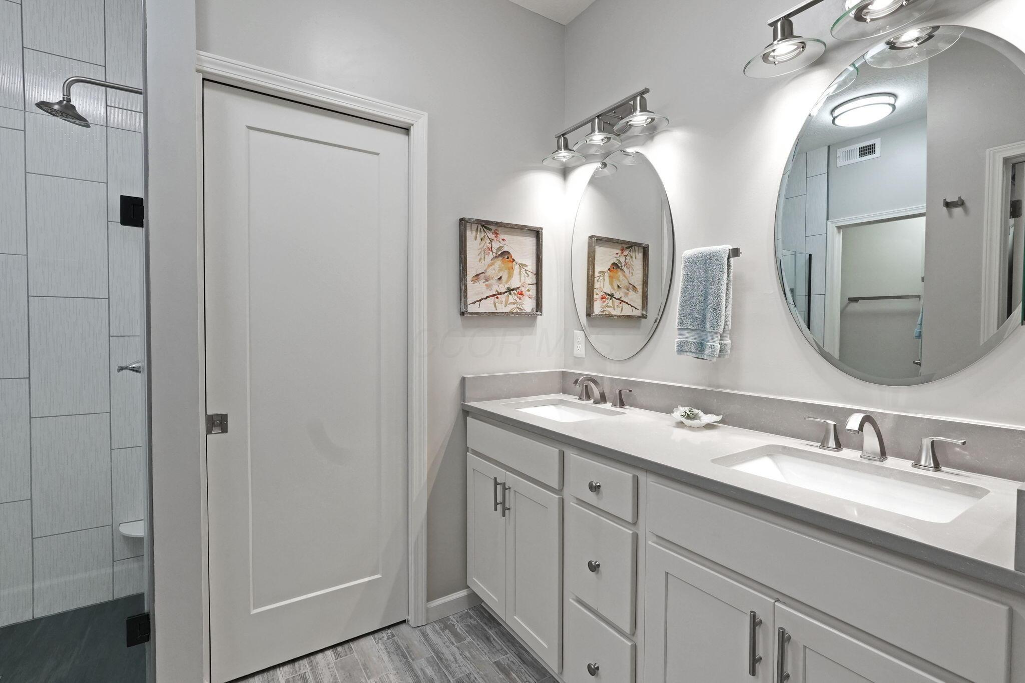 5923 Bluestone Way Lewis Center, OH 43035 - Photo 15 of 40