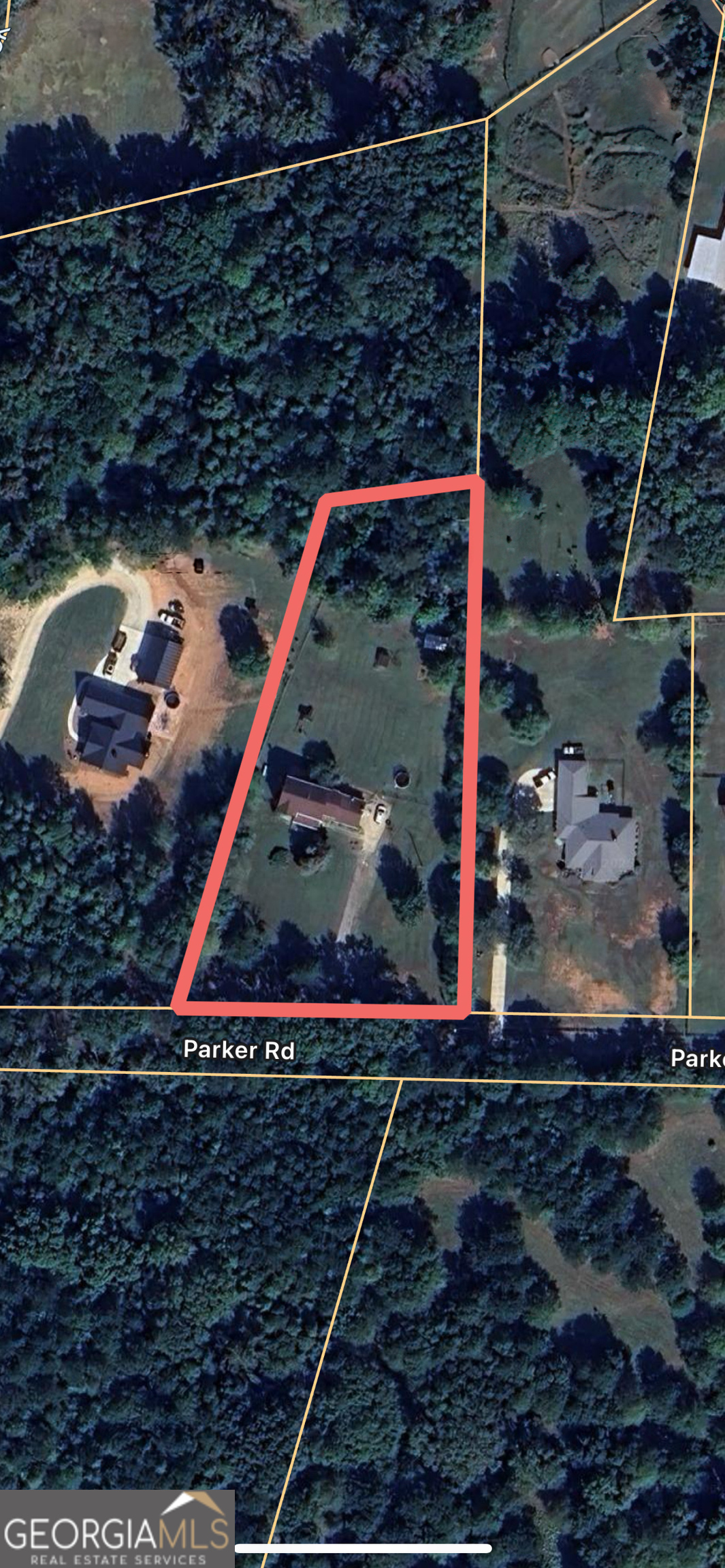 369 Parker Road McDonough, GA 30252 - Photo 3 of 19 a room with rack