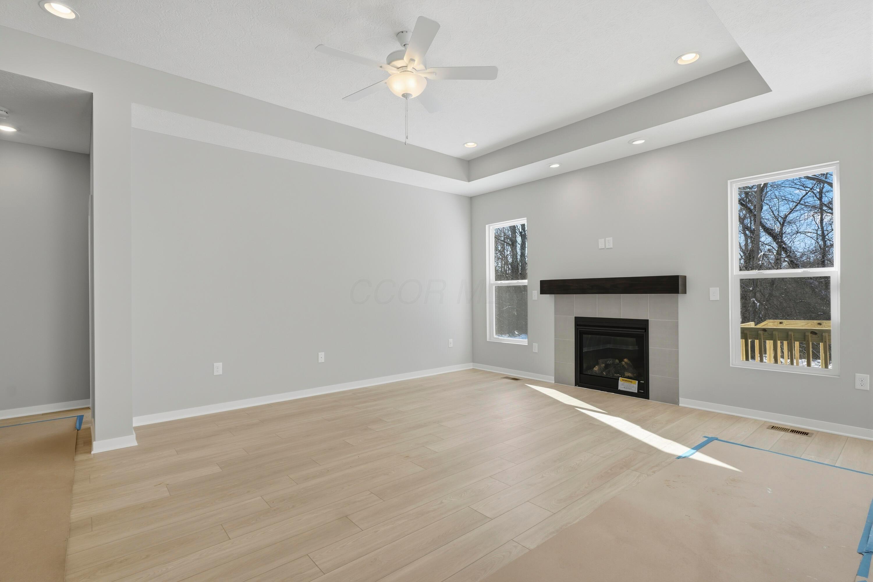 277 Olympic Loop Commercial Point, OH 43116 - Photo 15 of 34 Family Room