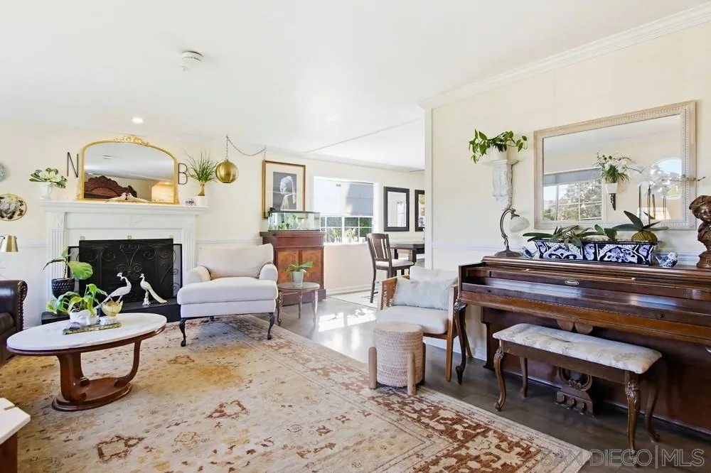 3784 Carol Way Spring Valley, CA 91977 - Photo 3 of 25