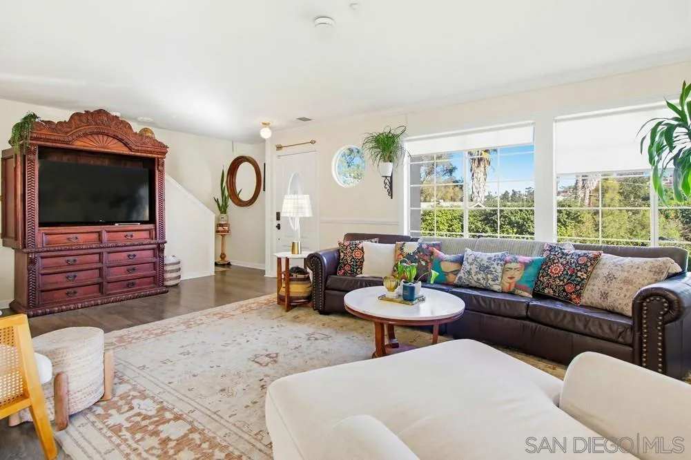 3784 Carol Way Spring Valley, CA 91977 - Photo 4 of 25