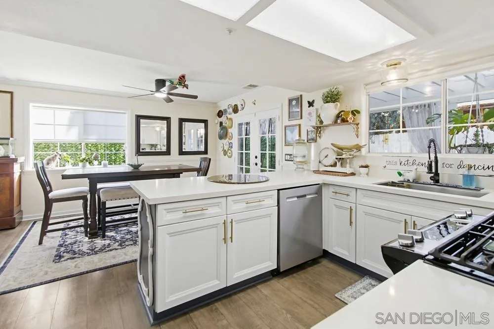 3784 Carol Way Spring Valley, CA 91977 - Photo 10 of 25