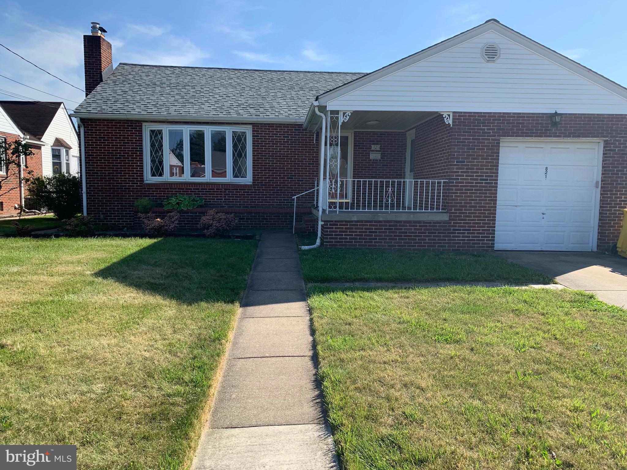 821 Lynvue Road Linthicum Heights, MD 21090 - Photo 2 of 27