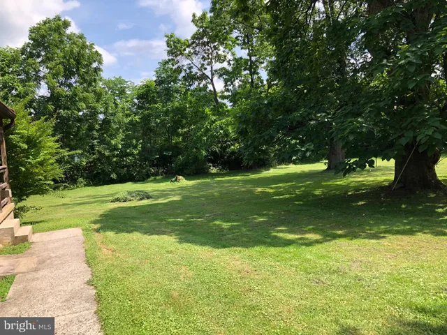 a view of a golf course
