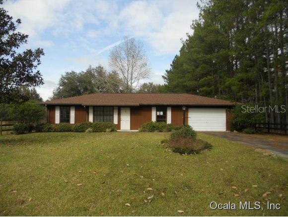 13833 Southwest 106th Street Dunnellon, FL 34432 - Photo 1 of 1 Primary Photo