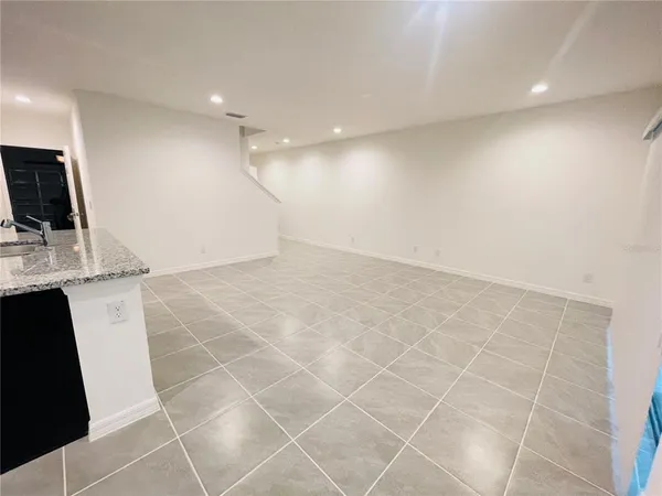 $2,100 | 180 Glass Onion Drive, Howey-in-the-Hills, FL 34737