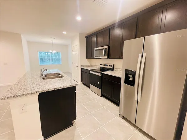 $2,100 | 180 Glass Onion Drive, Howey-in-the-Hills, FL 34737