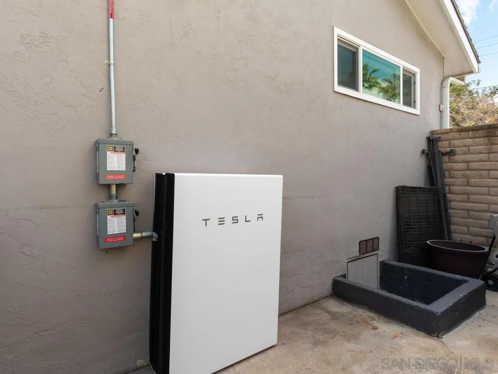 4427 68th Street La Mesa, CA 91942 - Photo 26 of 33 a room with window and a couch