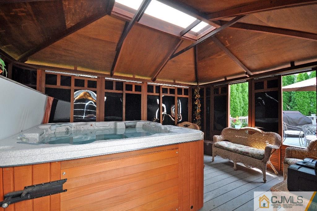 31 La Valencia Road Old Bridge, NJ 08857 - Photo 24 of 25 Gallery Image 24