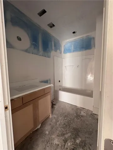 $379,000 | 810 Timberline Drive, Cameron, MO 64429