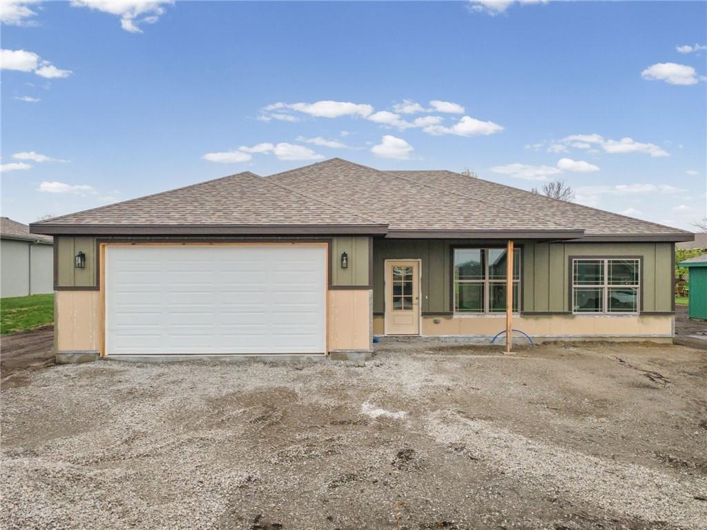 810 Timberline Drive Cameron, MO 64429 - Photo 2 of 24