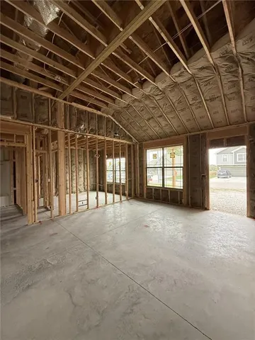 $379,000 | 810 Timberline Drive, Cameron, MO 64429