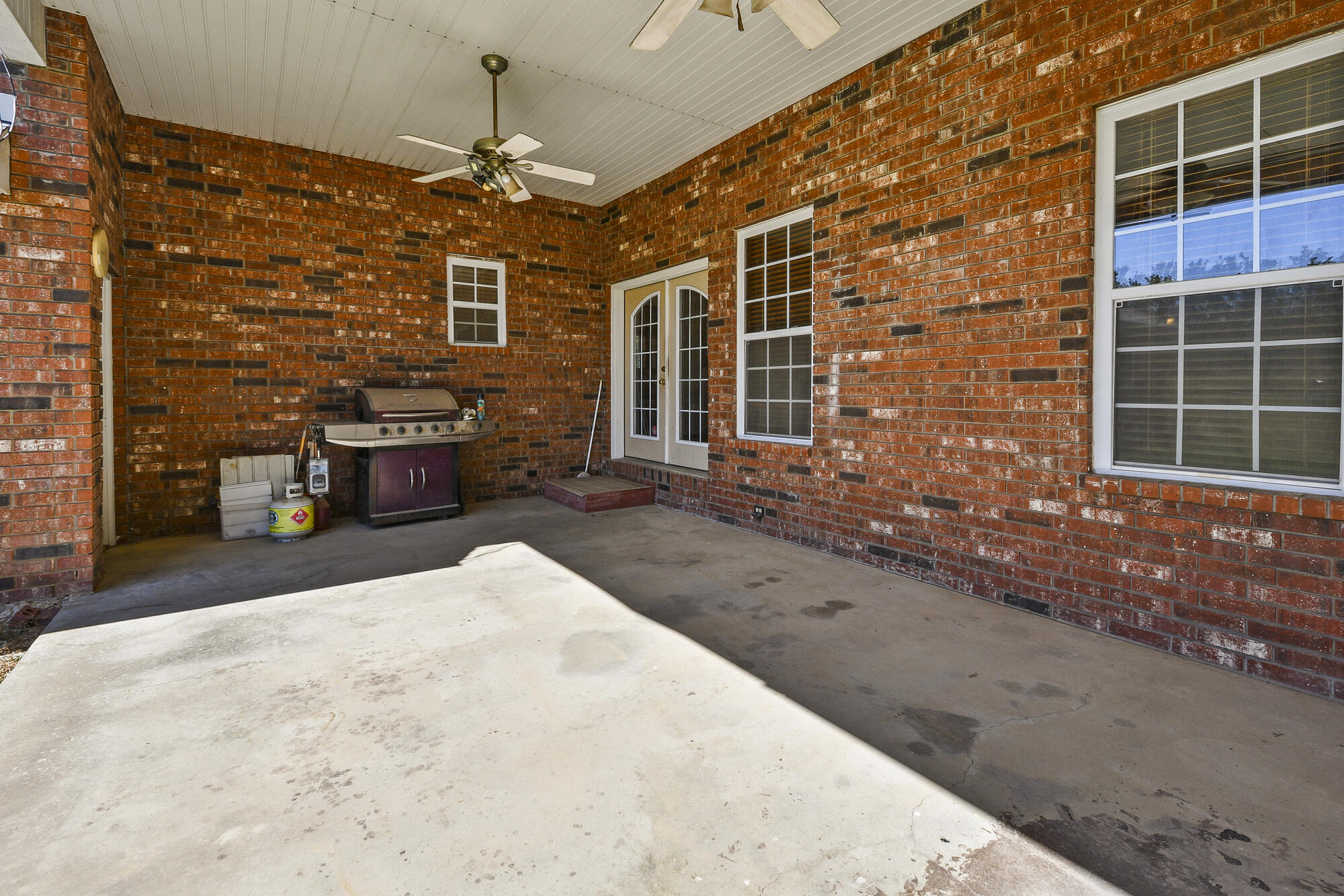 3000 Willoughby Road Clever, MO 65631 - Photo 83 of 96 98 back covered patio