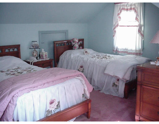 53 Harding Road Lexington, MA 02420 - Photo 15 of 17
