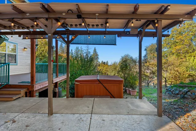 $1,450,000 | 17833 Country Circle, Nevada City, CA 95959